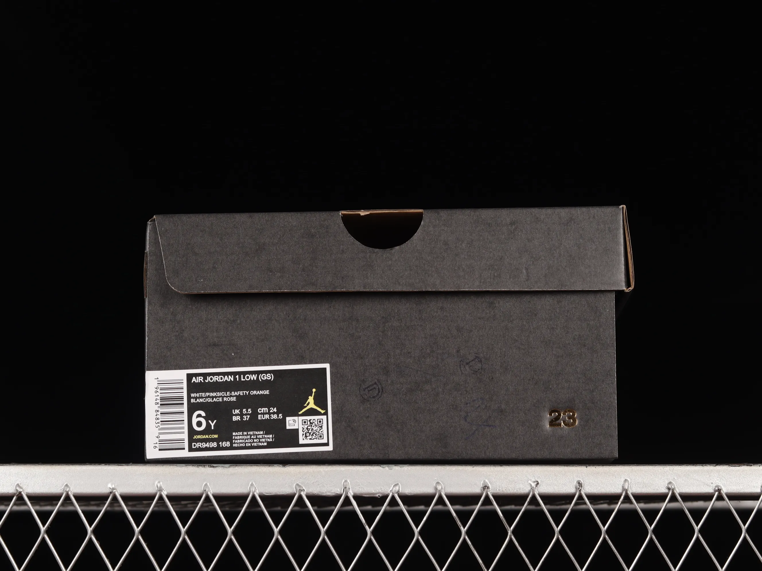 All categories Air Jordan Jordan series basketball shoes Air Jordan 1 Low Air Jordan 1 Low AJ1 Joe 1 white and pink low-top basketball shoes DR9498-168